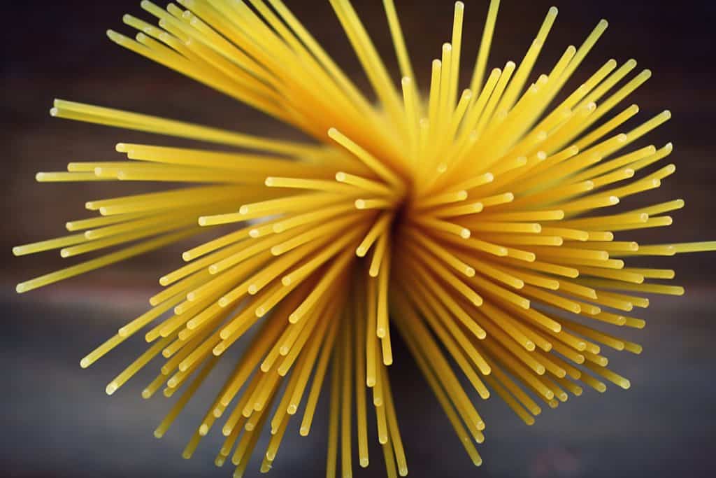 picture of spaghetti pasta which can be replaced by courgette spaghetti for a healthier alternative