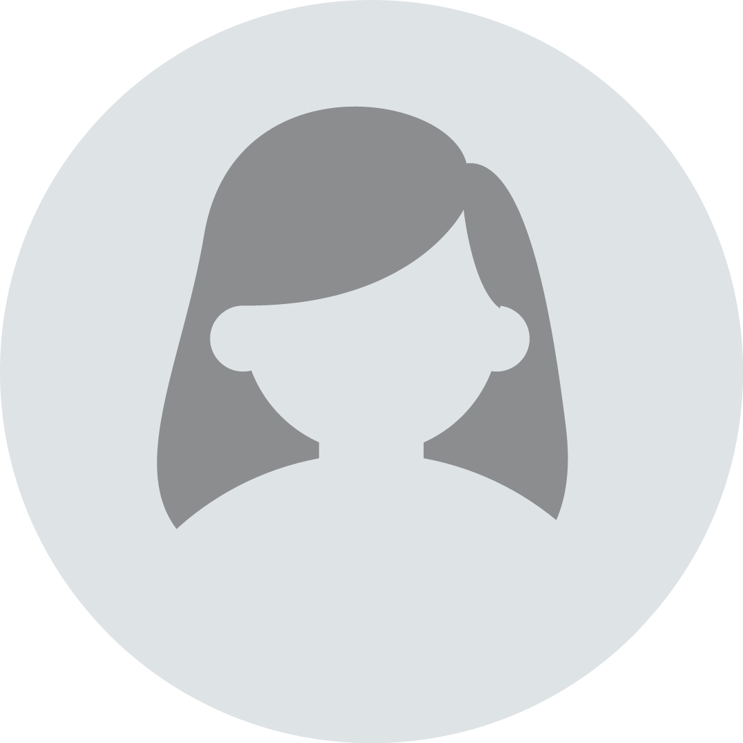 Picture of a past patient who was suffering with psoriasis and IBS in the UK before functional medicine